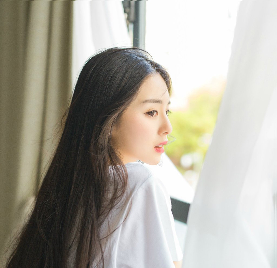 “末将在！”卓扬、李鹰应命而出。
